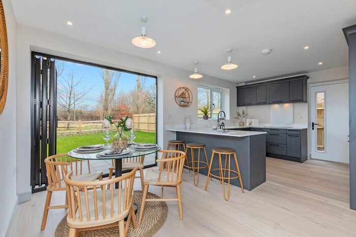 3 Bedroom Detached House For Sale In Culpeper Close, Isfield, Uckfield, TN22