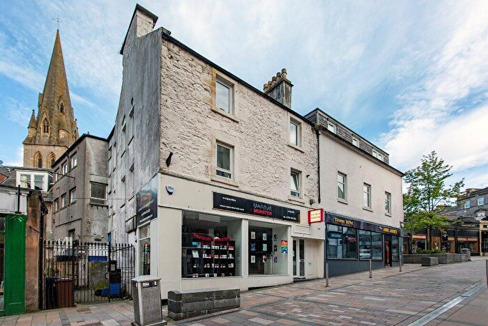 2 Bedroom Flat To Rent In Friars Street, Stirling Town, Stirling, FK8