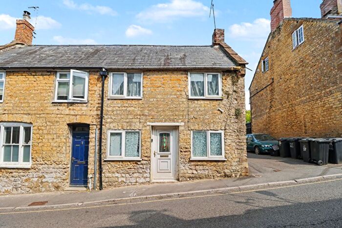 2 Bedroom Semi Detached House For Sale In Hermitage Street, Crewkerne, TA18