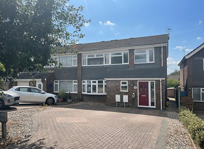 4 Bedroom Semi Detached House For Sale In Parkway, Sawbridgeworth, CM21