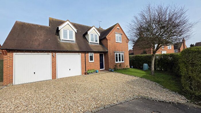 4 Bedroom Detached House For Sale In Hedges Close, Ladbroke, CV47