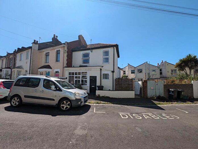 1 Bedroom Flat To Rent In Flat, Herbert Crescent, Bristol, BS5