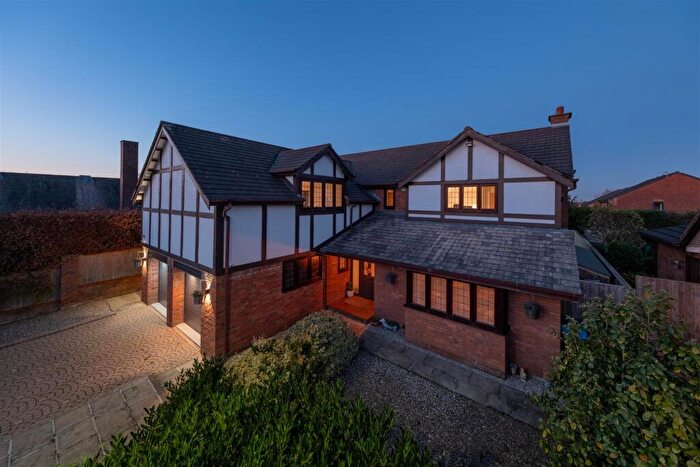 5 Bedroom Detached House For Sale In Royal Gardens, Davenham, Cheshire, CW9