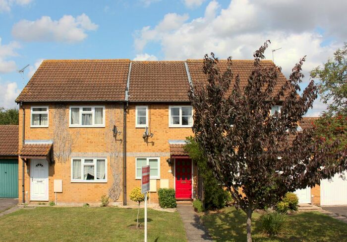 2 Bedroom Terraced House To Rent In Kestrel Way, Bicester, OX26