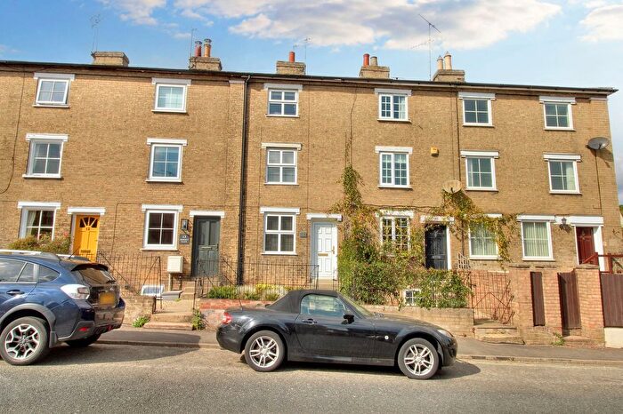 3 Bedroom Town House To Rent In Melton Hill, Woodbridge, IP12