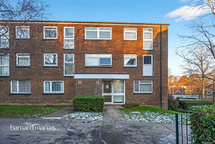 1 Bedroom Flat For Sale In Pixton Way, Croydon, CR0