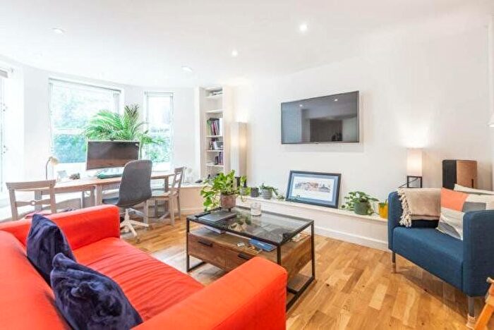 1 Bedroom Flat To Rent In Inglewood Road, London, NW6