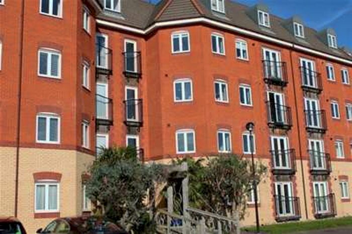 2 Bedroom Flat To Rent In Quebec Quay L3