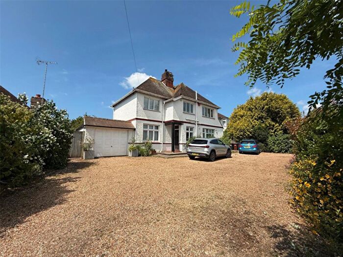 3 Bedroom Detached House For Sale In Kings Drive, Eastbourne, East Sussex, BN21
