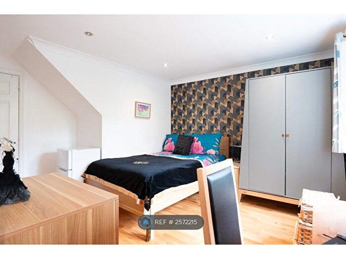 Studio To Rent In Chieftain Way, Cambridge, CB4