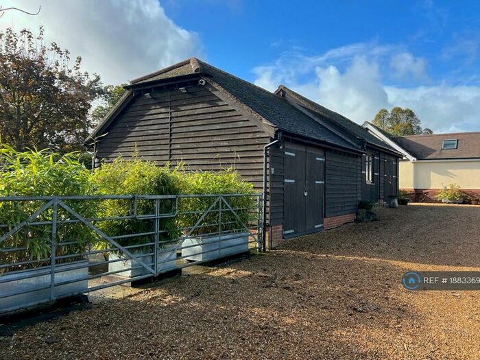 2 Bedroom Bungalow To Rent In Station Road, Fordingbridge, SP6