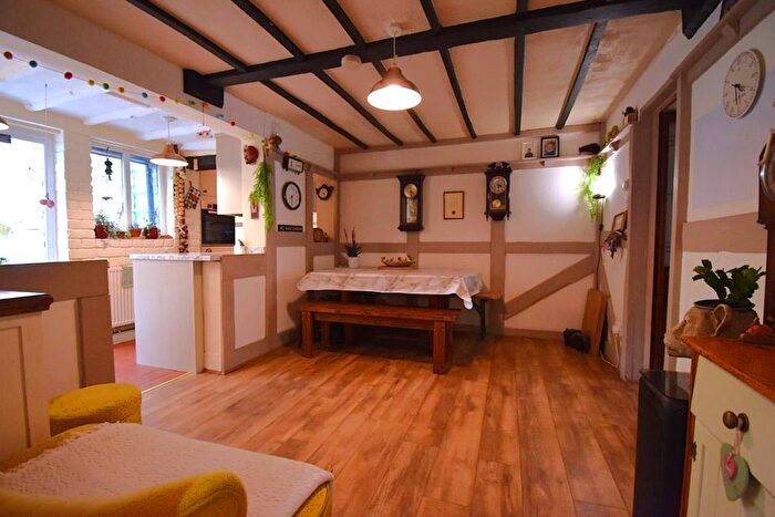 3 Bedroom Terraced House For Sale In Recreation Road, Coventry, CV6