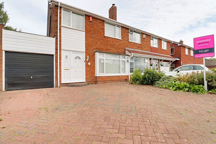 3 Bedroom Semi-Detached House To Rent In Norfolk Crescent, Walsall, WS9