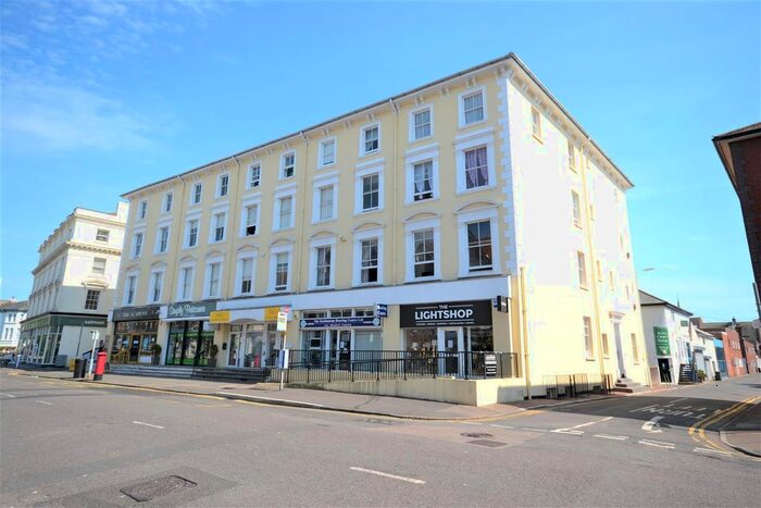 1 Bedroom Flat To Rent In South Street, Eastbourne, BN21