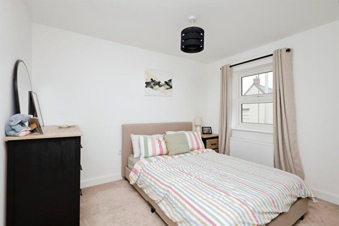 2 Bedroom Semi-Detached House For Sale In St. Martins Road, Eastbourne, BN22