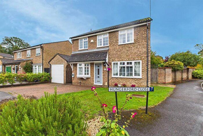 4 Bedroom Detached House For Sale In Hungerford Close, Sandhurst, Berkshire, GU47