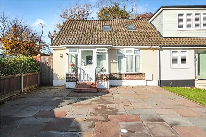3 Bedroom Bungalow For Sale In Wroxham Close, Leigh-On-Sea, Essex, SS9