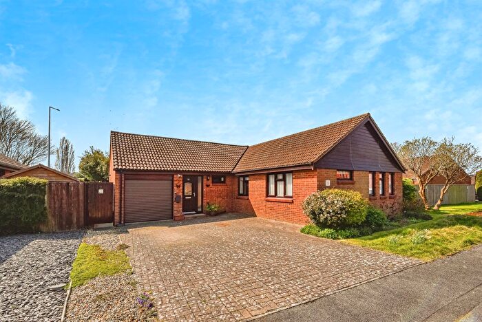 4 Bedroom Detached Bungalow For Sale In The Knoll, Westbury, BA13
