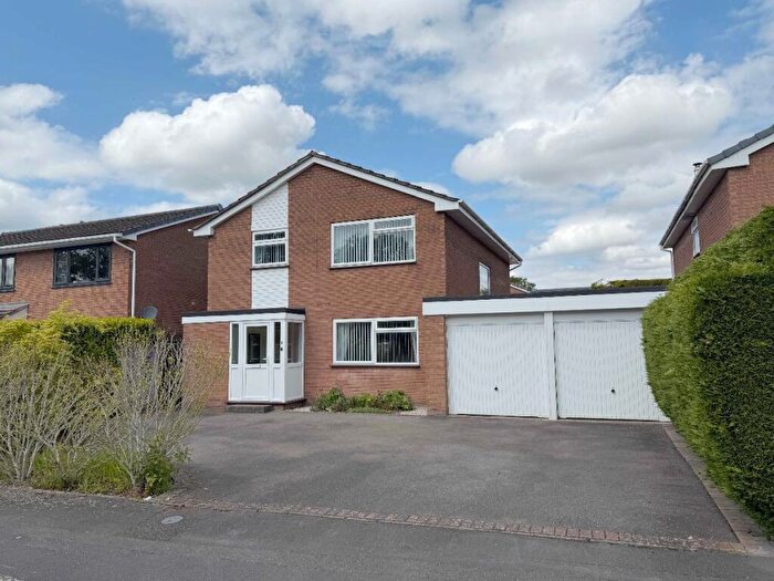 4 Bedroom Detached House For Sale In Oxhayes Close, Balsall Common, Coventry, CV7
