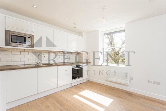 2 Bedroom Apartment To Rent In Brook House, Cricket Green, CR4
