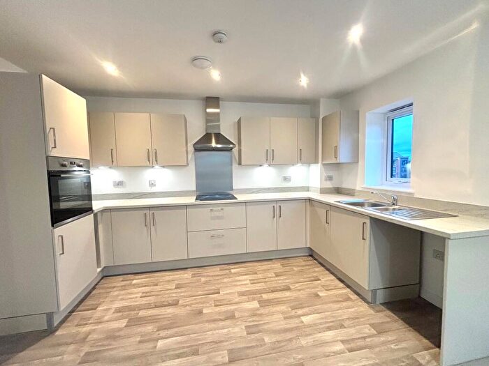 2 Bedroom Apartment To Rent In Greensfield Close, Gateshead, NE8