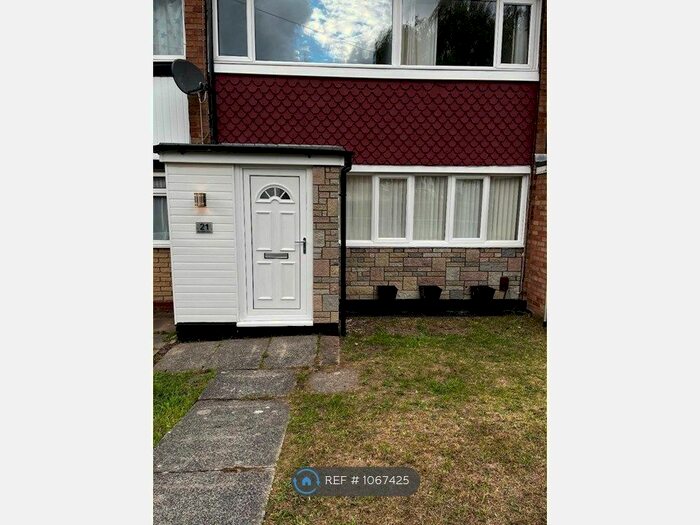 3 Bedroom Terraced House To Rent In Mountfield Close, Birmingham, B14