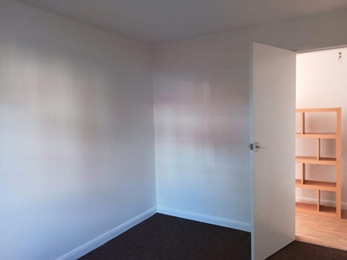 3 Bedroom Detached Bungalow To Rent In Mount Avenue, Scunthorpe, DN15