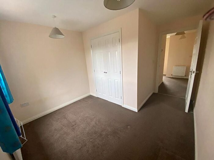 1 Bedroom Flat To Rent In Alnmouth Court, Cowgate, NE5