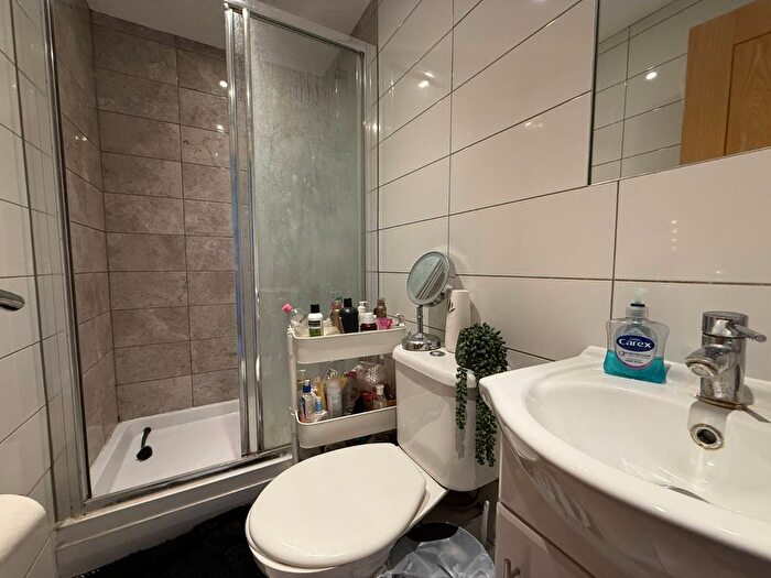3 Bedroom Flat To Rent In Lansdowne Street, Hove, BN3