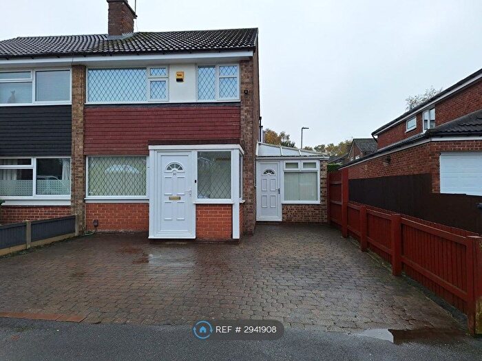 3 Bedroom Semi Detached House To Rent In Birkdale Drive, Leeds, LS17