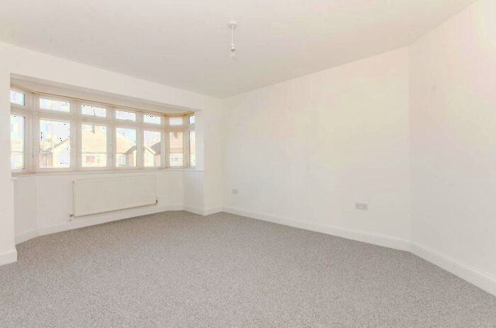 4 Bedroom House To Rent In Martin Way, Merton Park, Morden, SM4