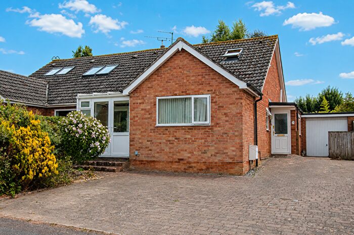 3 Bedroom Semi Detached House For Sale In Slade Close, Ottery St Mary, EX11