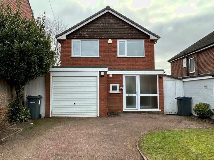 3 Bedroom Semi-Detached House To Rent In Bissell Street, Quinton, Birmingham, West Midlands, B32