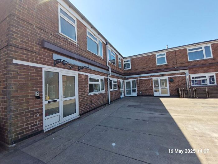 2 Bedroom Flat To Rent In Coventry Road, Sheldon, Birmingham, West Midlands, B26