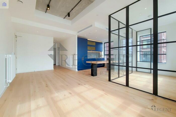 2 Bedroom Apartment To Rent In Douglass Tower, Goodluck Hope Walk, E14