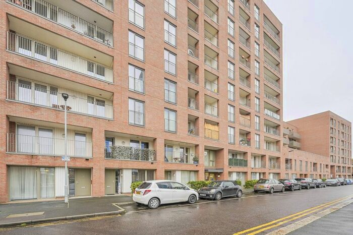 2 Bedroom Flat For Sale In Edwin Street, Royal Docks, London, E16
