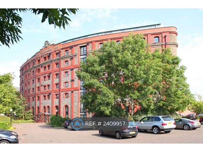 2 Bedroom Flat To Rent In Spillers Amp; Bakers, Cardiff, CF10