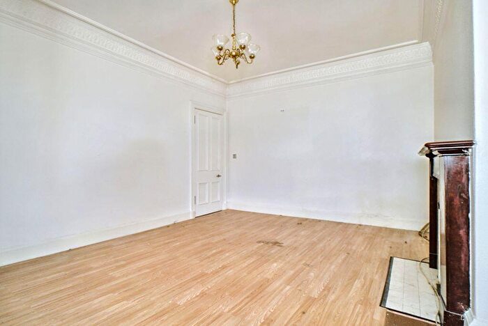 1 Bedroom Flat For Sale In A Eastgate Peebles, EH45
