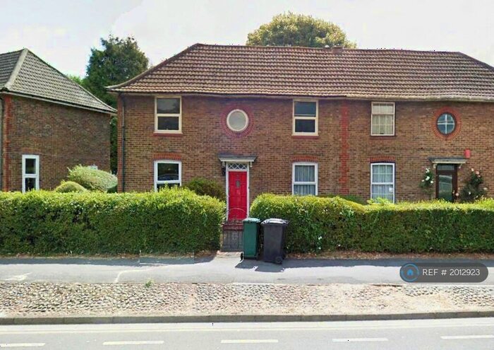 5 Bedroom Semi-Detached House To Rent In The Highway, Brighton, BN2