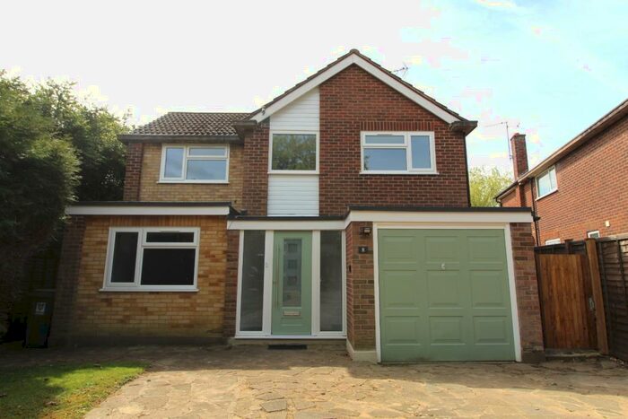 3 Bedroom Detached House To Rent In Counters Close, Hemel Hempstead, Hertfordshire, HP1