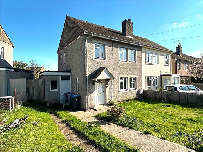 3 Bedroom House For Sale In Cotswold Crescent, Chipping Norton, Oxfordshire, OX7