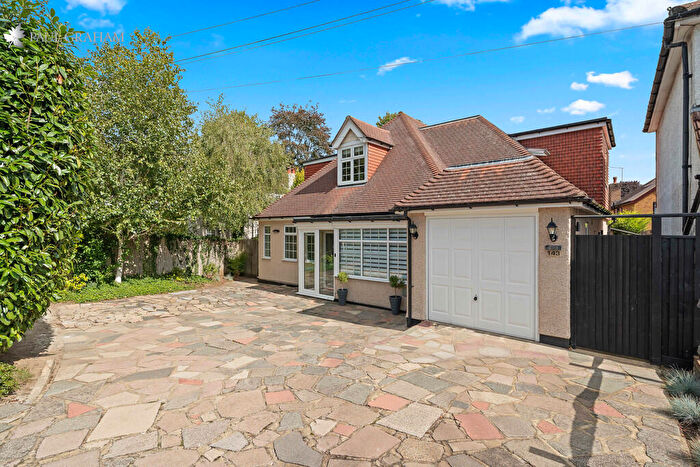 5 Bedroom Detached House For Sale In Sandy Lane South, South Wallington, SM6