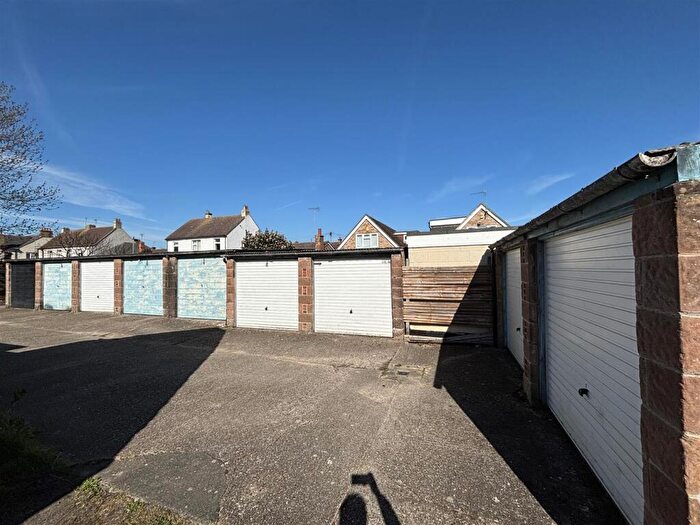 Garage / Parking For Sale In Laurel Avenue, Gravesend, Kent, DA12