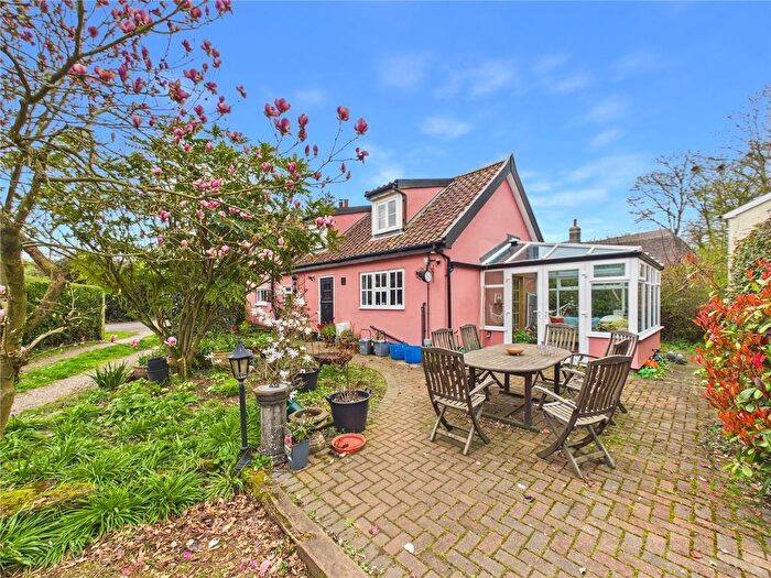 3 Bedroom Detached House For Sale In Woodbridge Road, Grundisburgh, Woodbridge, Suffolk, IP13