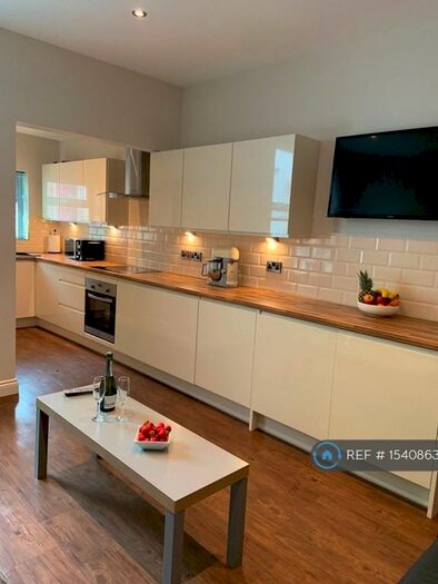 6 Bedroom Terraced House To Rent In Bower Road, Sheffield, S10