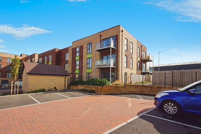 2 Bedroom Flat For Sale In Flatts Close, Stoke Gifford, Bristol, Gloucestershire, BS34