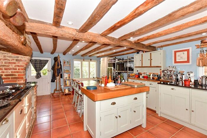 3 Bedroom Detached House For Sale In Goudhurst Road, Cranbrook, Kent, TN17