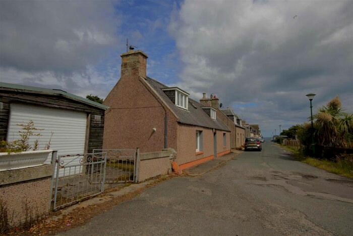 2 Bedroom Detached House For Sale In Back Street, Embo, Dornoch, Sutherland, IV25