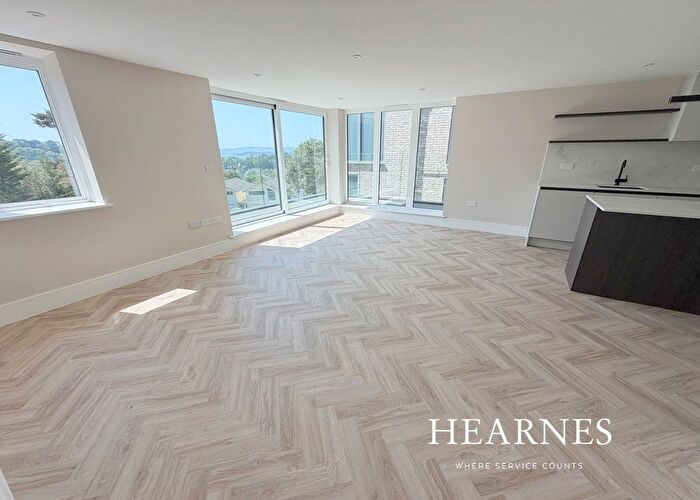 2 Bedroom Flat For Sale In Highmoor Road, Lower Parkstone, Poole, BH14