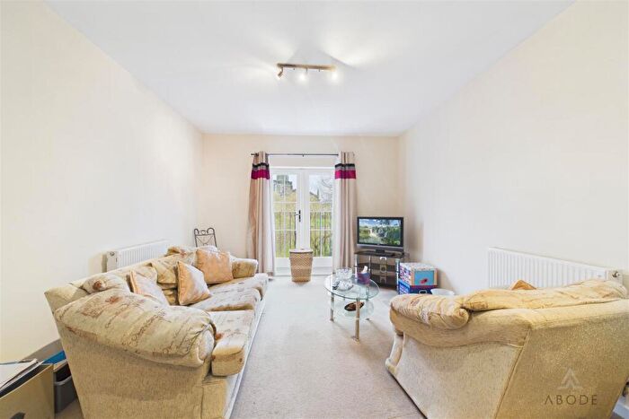 2 Bedroom Apartment For Sale In Chamberlain Close, Uttoxeter, ST14